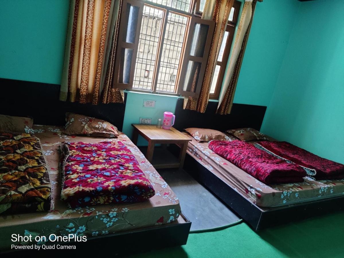 Hari Krishna Guest House Pandukeshwar Exteriér fotografie